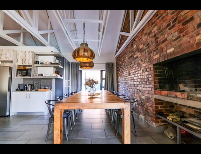 5 BEDROOM HOUSE FOR SALE IN COPPERLEAF ESTATE